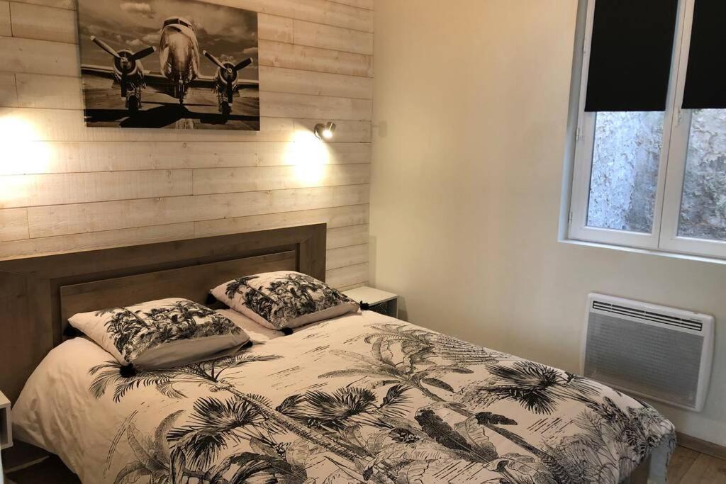 Laon :   Suite privée au pied de la Cathédrale  Esterno foto