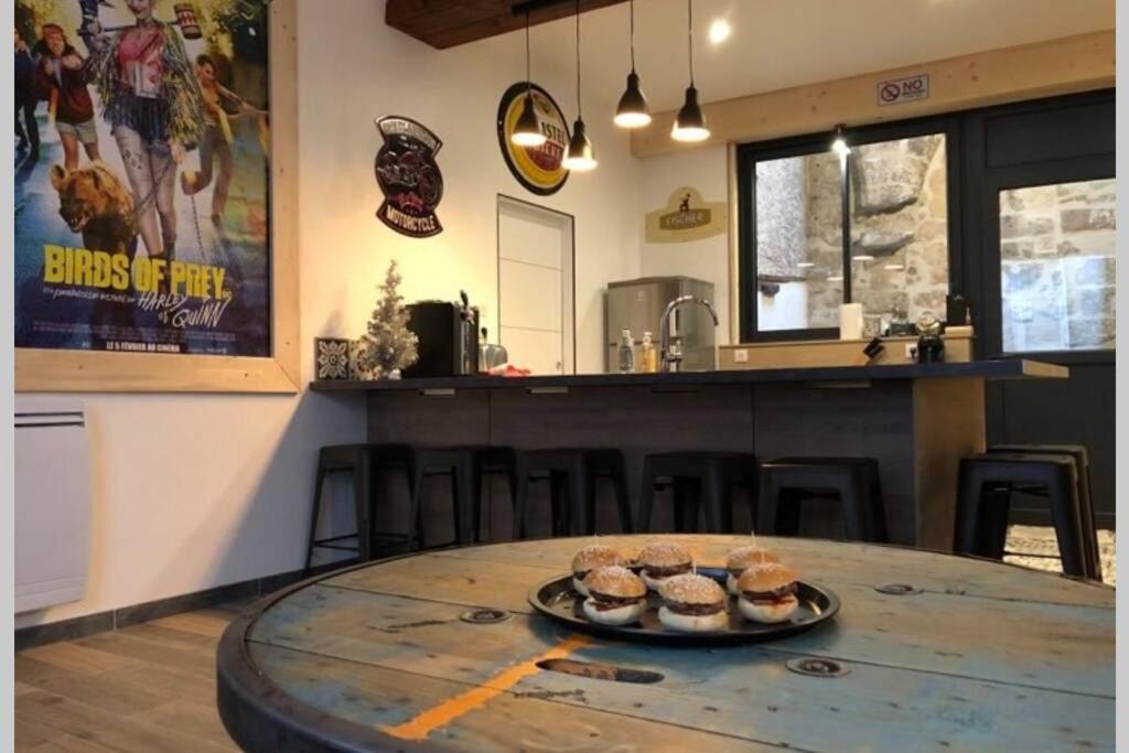 Laon :   Suite privée au pied de la Cathédrale  Esterno foto
